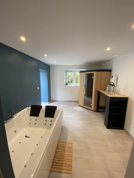 Detente Et Spa Pour Se Ressourcer Bullion Exterior photo